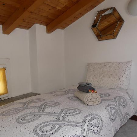 Villa Lecco Free Wi-Fi, Parking & Bike Service Buitenkant foto